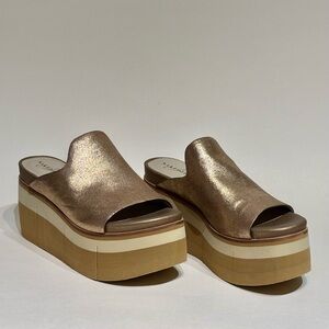 Naked Feet Flow in Gold Leather Slide Platform Sandals Size 5.5M